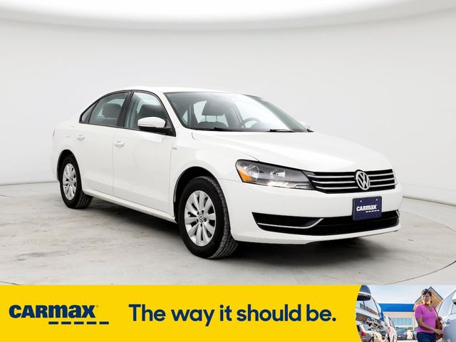 2014 Volkswagen Passat Wolfsburg Edition