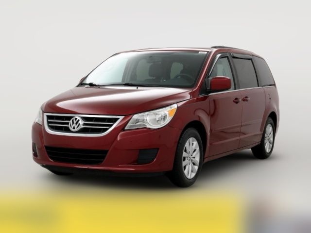 2014 Volkswagen Routan SE RSE Navigation