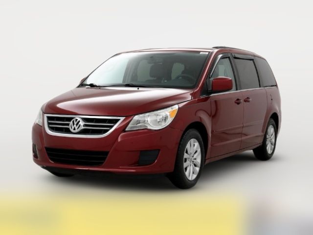 2014 Volkswagen Routan SE RSE Navigation