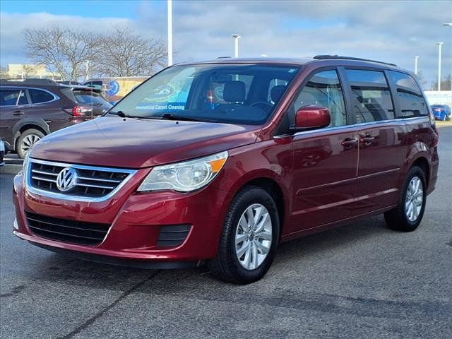 2014 Volkswagen Routan SE RSE Navigation