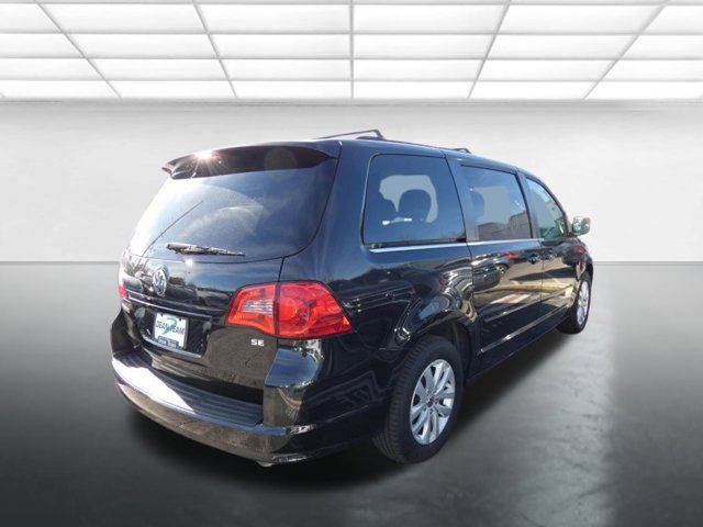 2014 Volkswagen Routan SE RSE Navigation