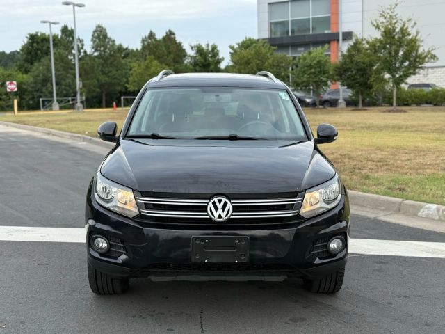 2014 Volkswagen Tiguan SE