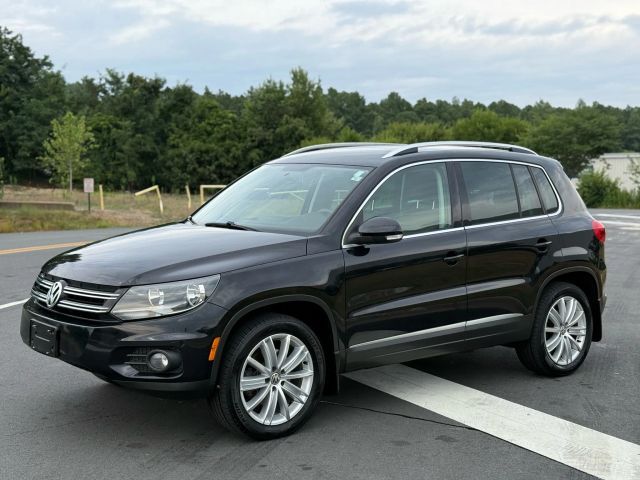 2014 Volkswagen Tiguan SE
