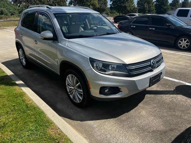 2014 Volkswagen Tiguan SE