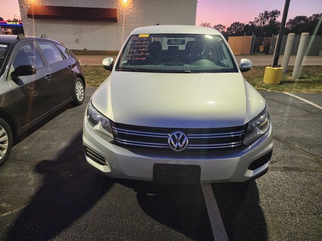 2014 Volkswagen Tiguan S