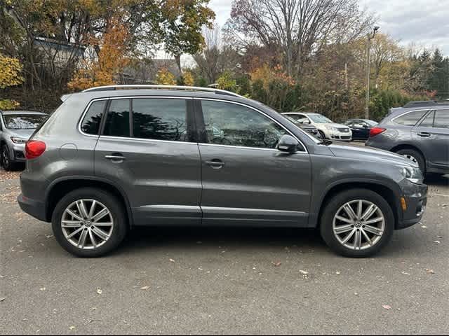 2014 Volkswagen Tiguan SE