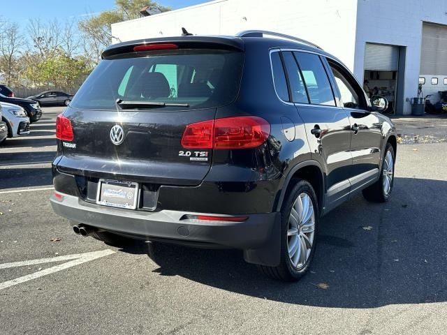 2014 Volkswagen Tiguan SE