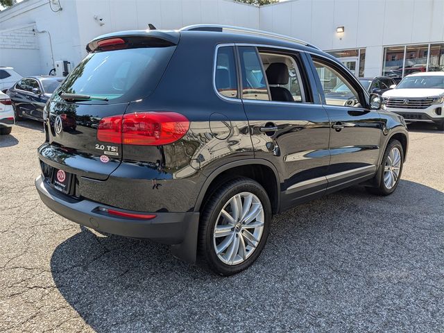 2014 Volkswagen Tiguan SE