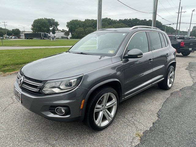 2014 Volkswagen Tiguan R-Line