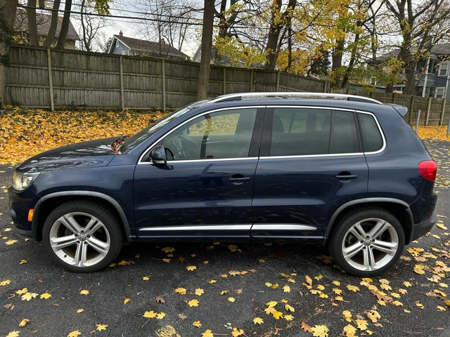 2014 Volkswagen Tiguan R-Line