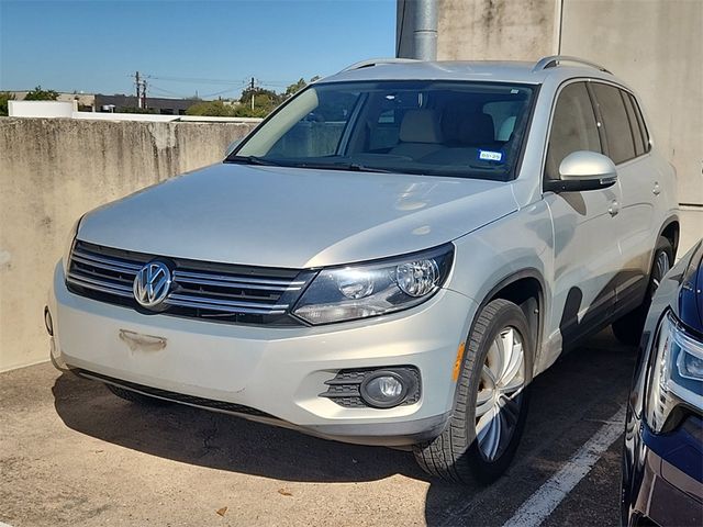 2014 Volkswagen Tiguan SE