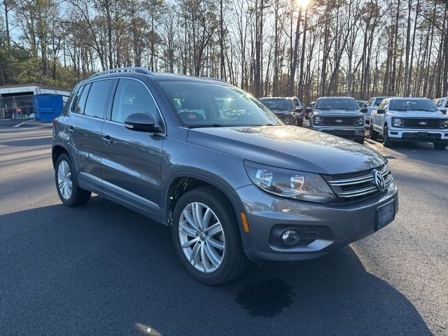 2014 Volkswagen Tiguan SE
