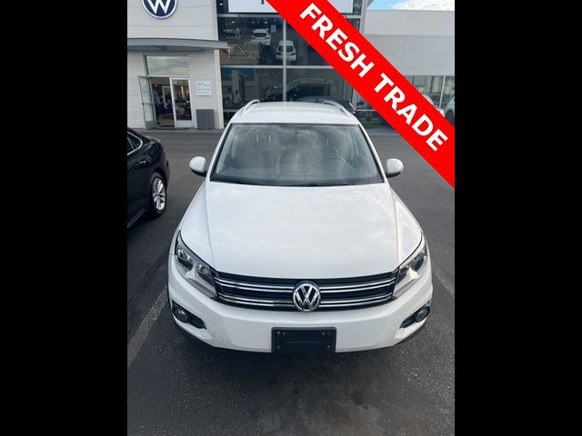 2014 Volkswagen Tiguan SE