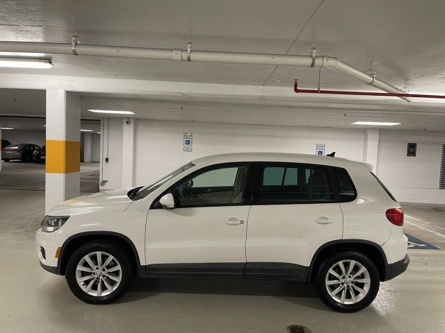 2014 Volkswagen Tiguan SE