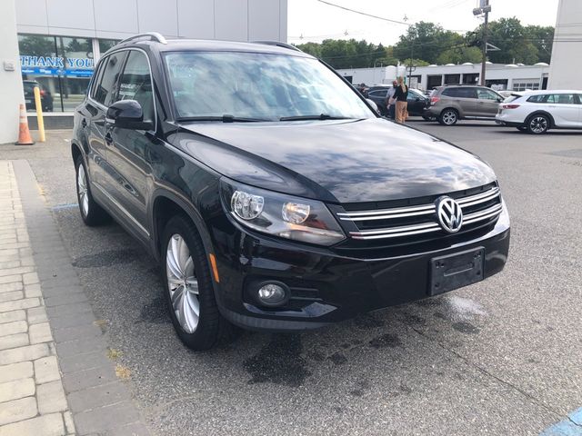 2014 Volkswagen Tiguan SE