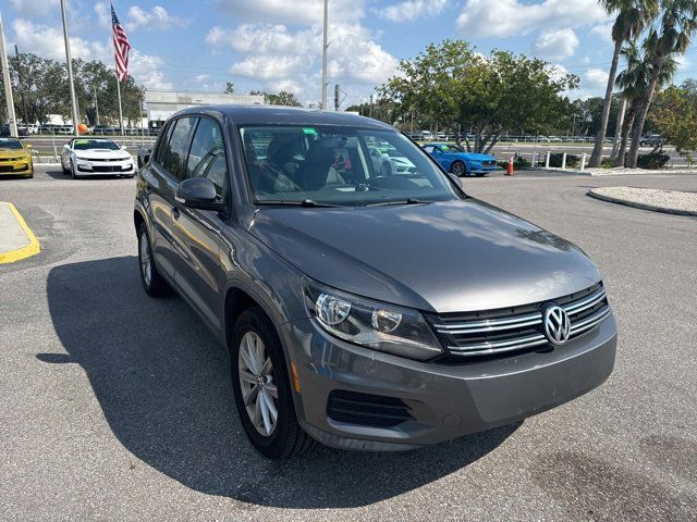 2014 Volkswagen Tiguan SE