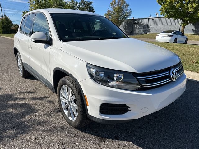 2014 Volkswagen Tiguan SE