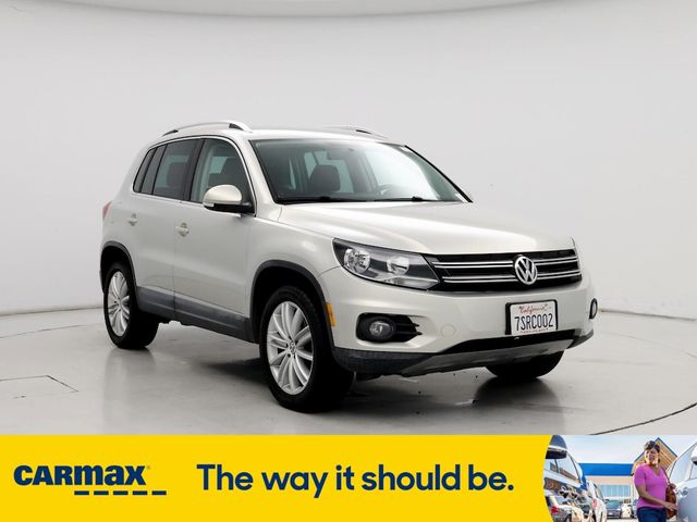 2014 Volkswagen Tiguan SE