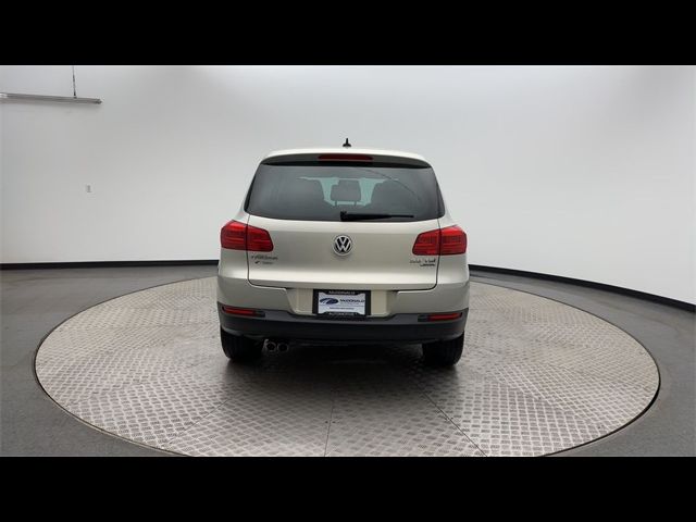 2014 Volkswagen Tiguan SE