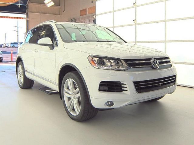 2014 Volkswagen Touareg Executive