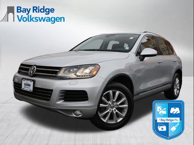 2014 Volkswagen Touareg Sport Navigation