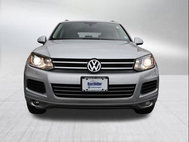 2014 Volkswagen Touareg Sport Navigation