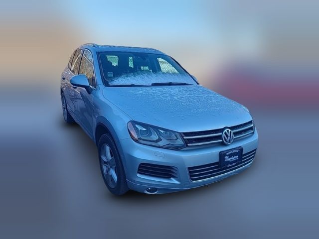 2014 Volkswagen Touareg Lux