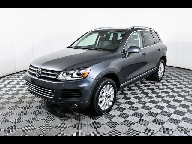 2014 Volkswagen Touareg Lux