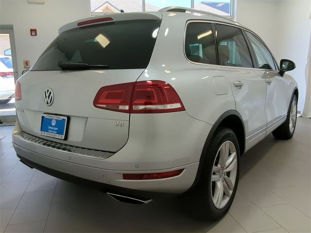 2014 Volkswagen Touareg Executive