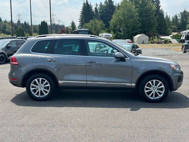 2014 Volkswagen Touareg Sport Navigation