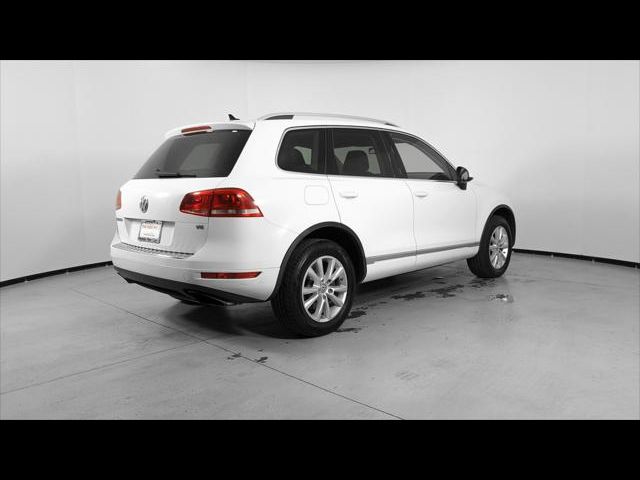 2014 Volkswagen Touareg Sport