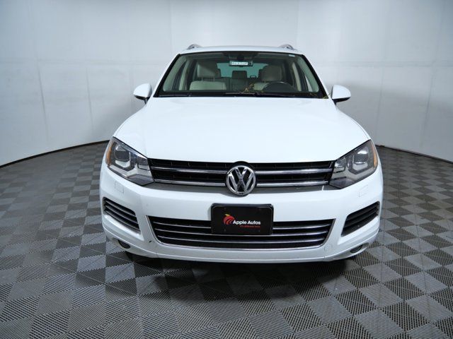 2014 Volkswagen Touareg Lux