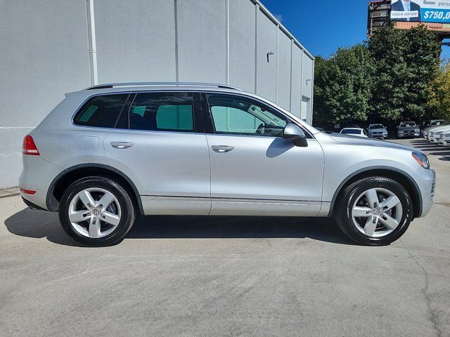 2014 Volkswagen Touareg Lux