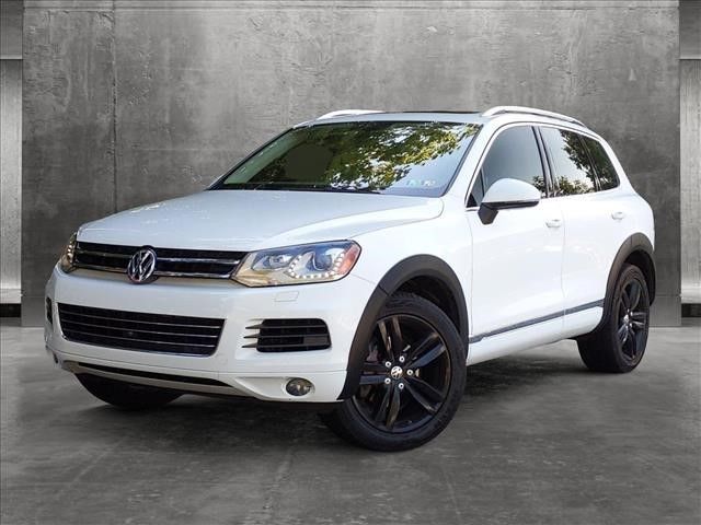 2014 Volkswagen Touareg Executive