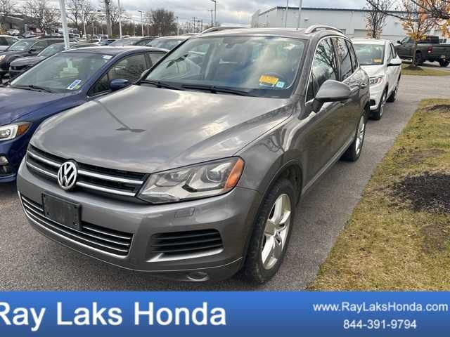 2014 Volkswagen Touareg Lux