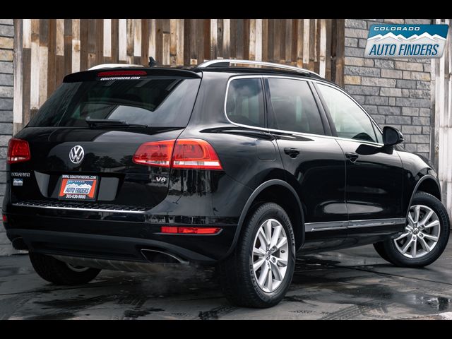 2014 Volkswagen Touareg Sport