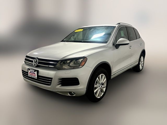 2014 Volkswagen Touareg Sport