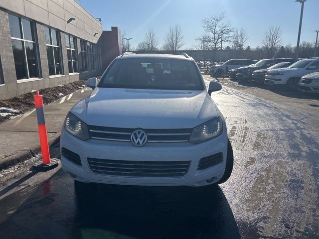 2014 Volkswagen Touareg Executive