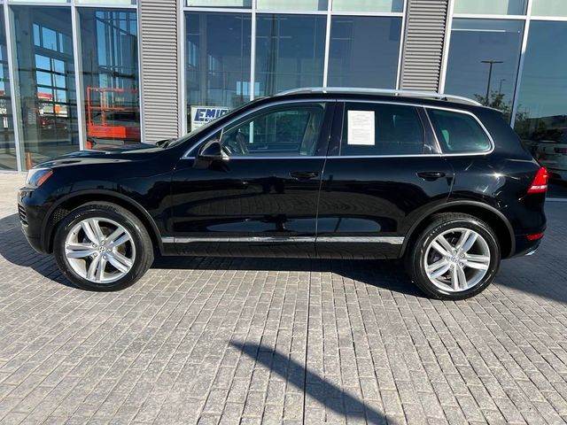 2014 Volkswagen Touareg Executive