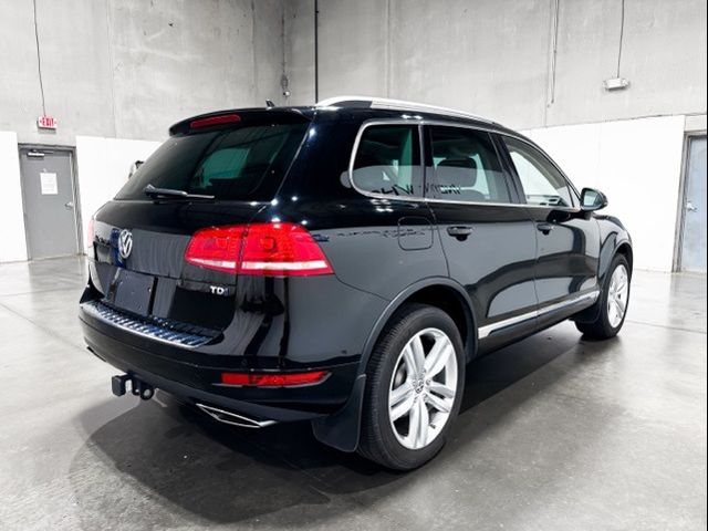 2014 Volkswagen Touareg Executive