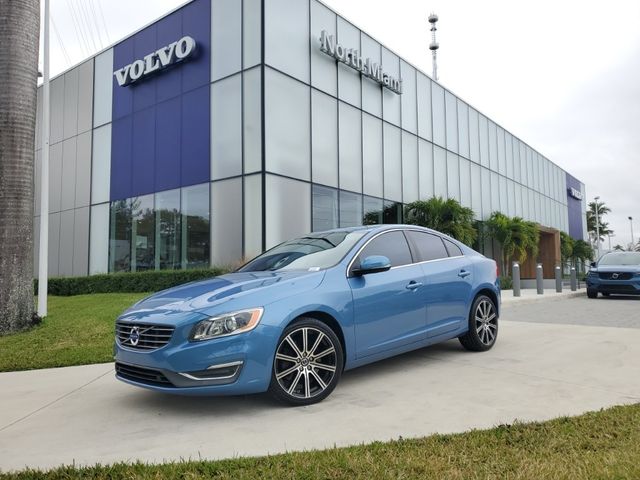 2014 Volvo S60 T5 Platinum