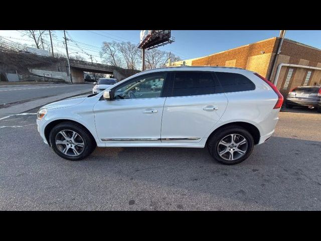 2014 Volvo XC60 3.0L R-Design Premier Plus