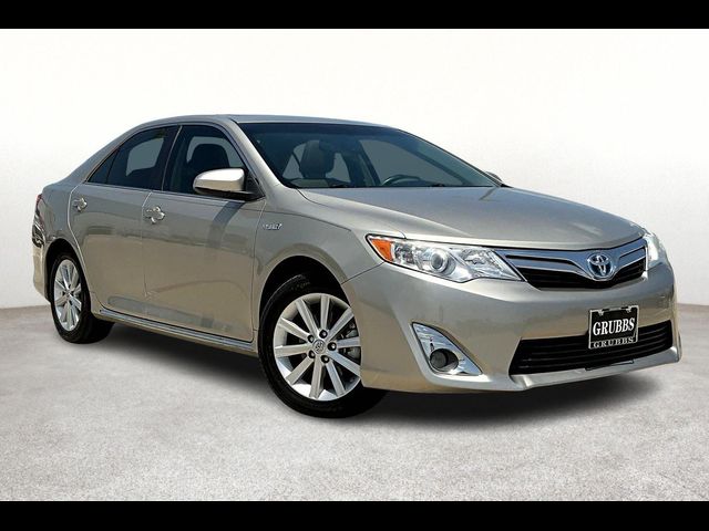 2014 Toyota Camry Hybrid XLE