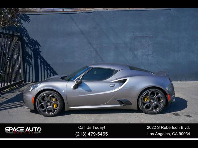 2015 Alfa Romeo 4C Base