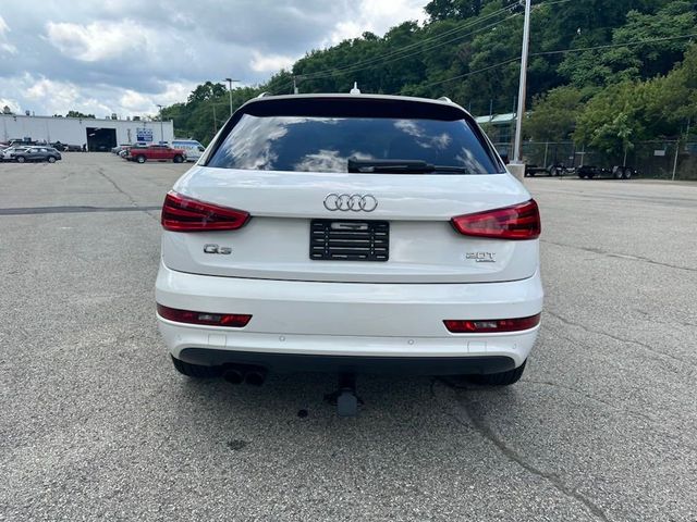 2015 Audi Q3 2.0T Prestige