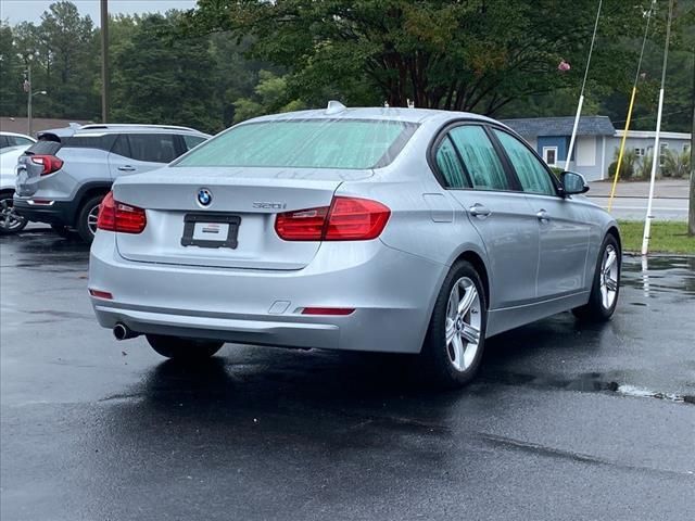 2015 BMW 3 Series 320i