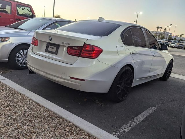 2015 BMW 3 Series 320i