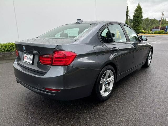 2015 BMW 3 Series 320i