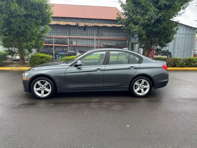 2015 BMW 3 Series 320i