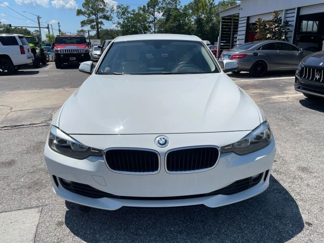 2015 BMW 3 Series 320i